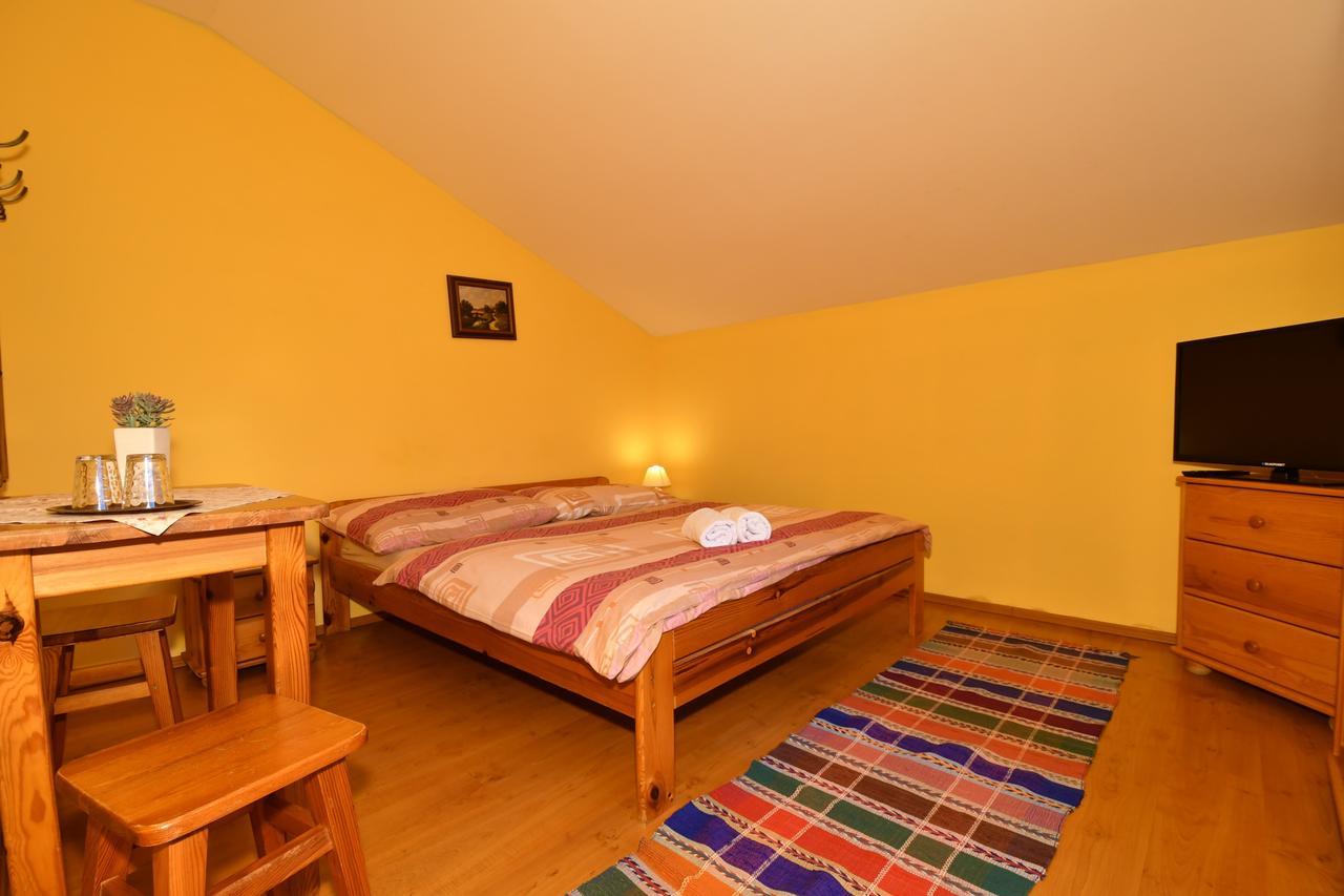 Villa Victoria Penzion Liptovský Ján Buitenkant foto