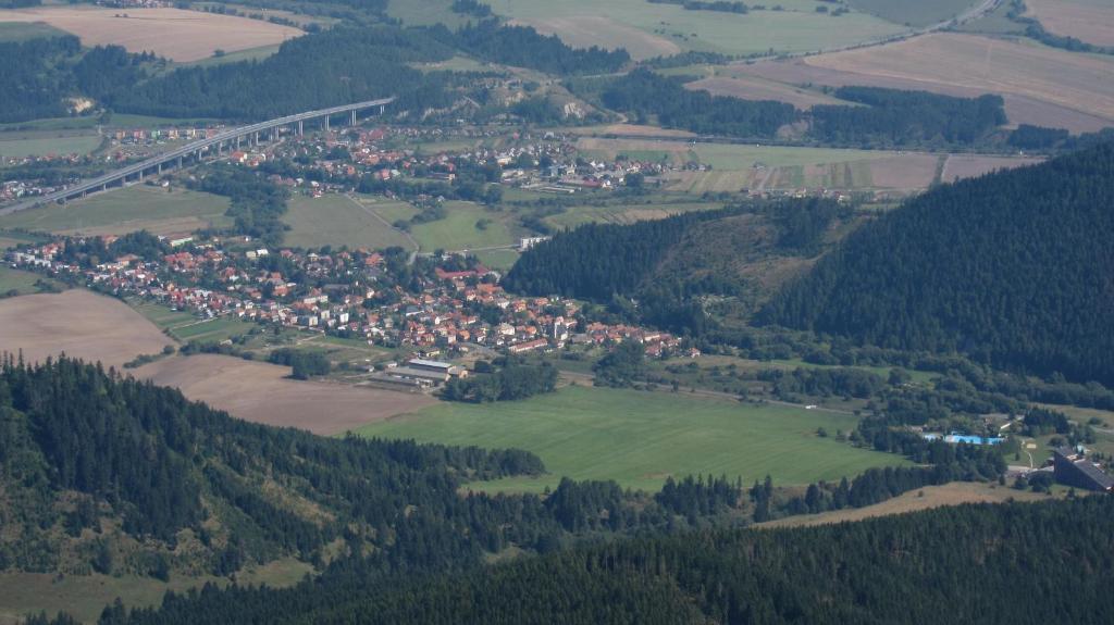 Villa Victoria Penzion Liptovský Ján Buitenkant foto